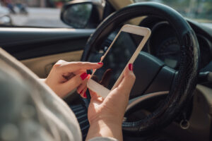 What Does Texas Law Say About Distracted Driving?