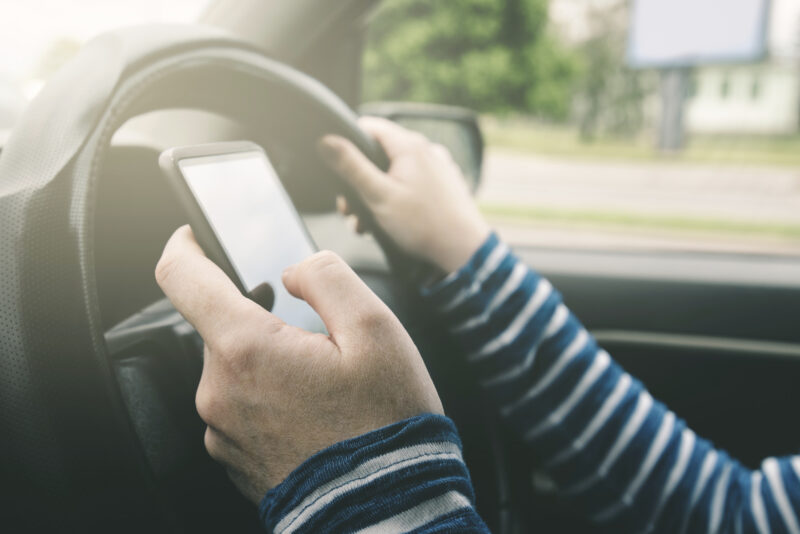 Is Talking on the Phone While Driving Considered Distracted Driving in Utah? Can Police Pull You Over?