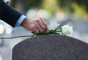 ¿Existe un plazo para reclamar daños y perjuicios a través de una demanda por muerte por negligencia en el estado de Utah?